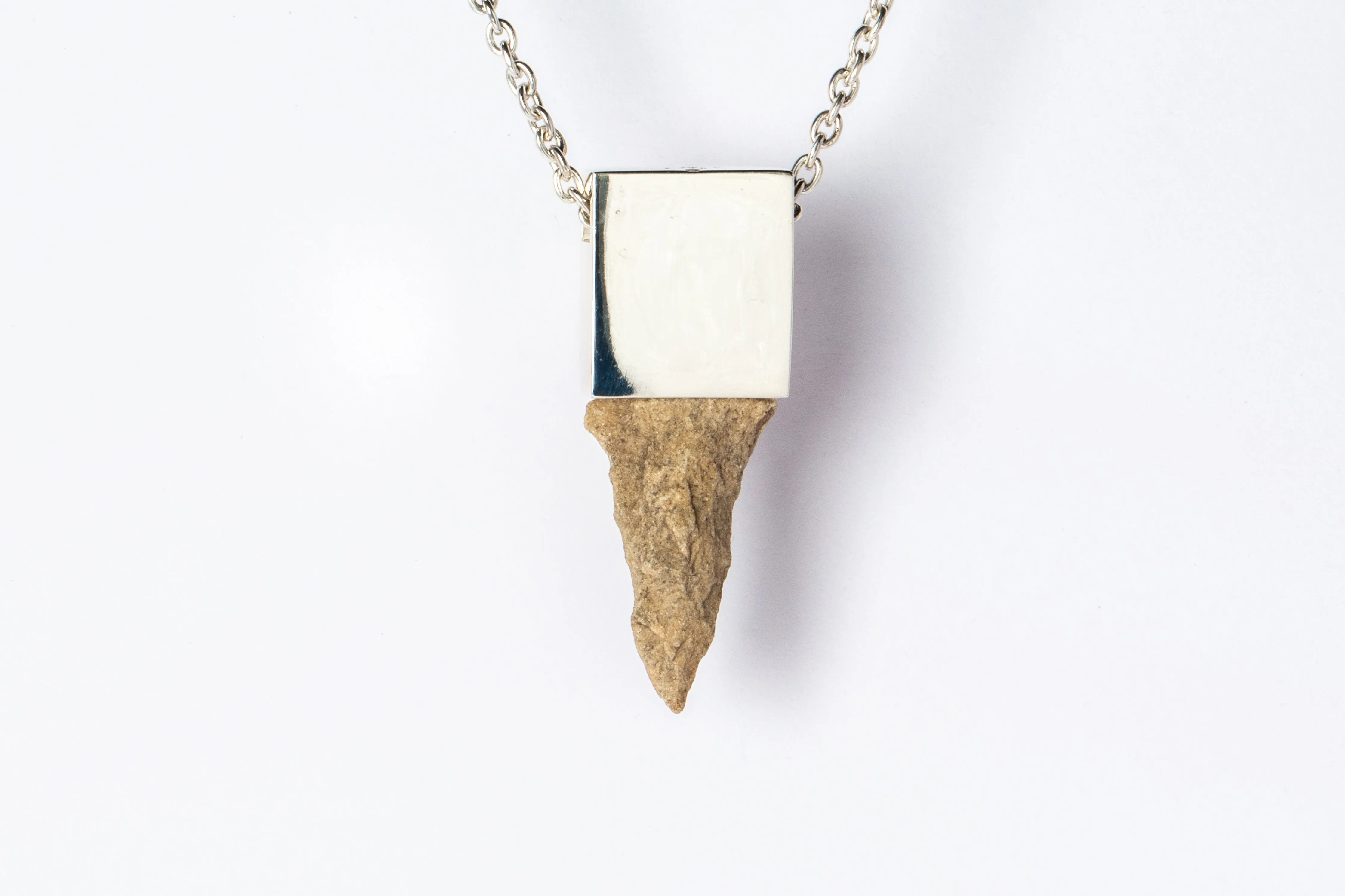 Arrowhead Amulet Cuboid Necklace (PA ARW)