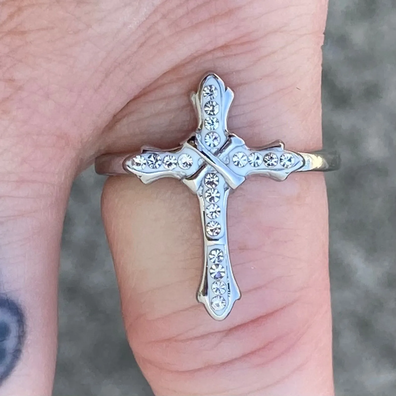 Bling Cross - White Stone - Ring - R194