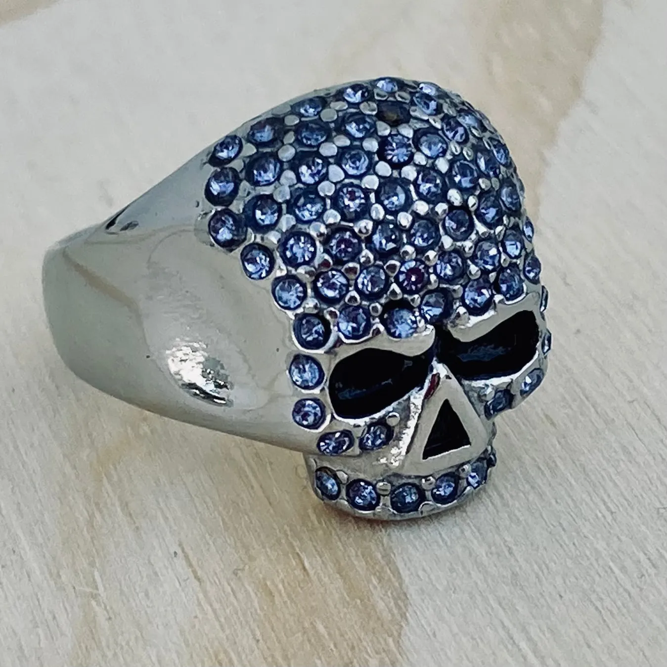 Bling Skull Ring - Blue - R147