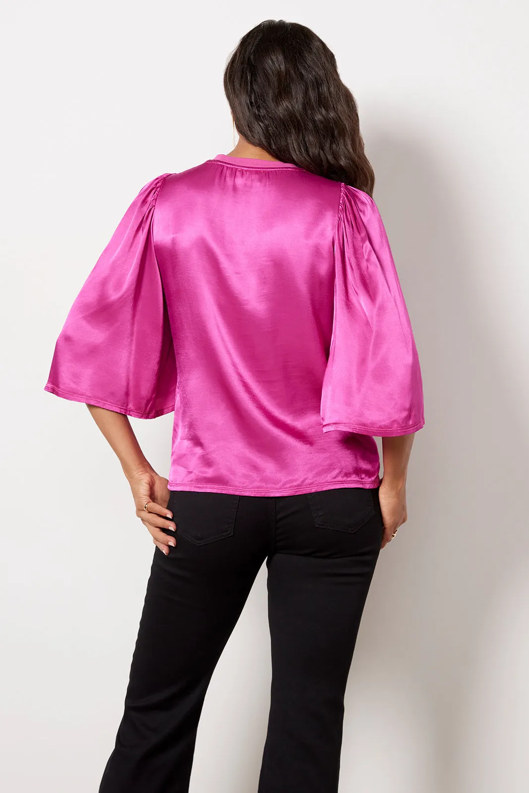 Donna Bell Sleeve Top