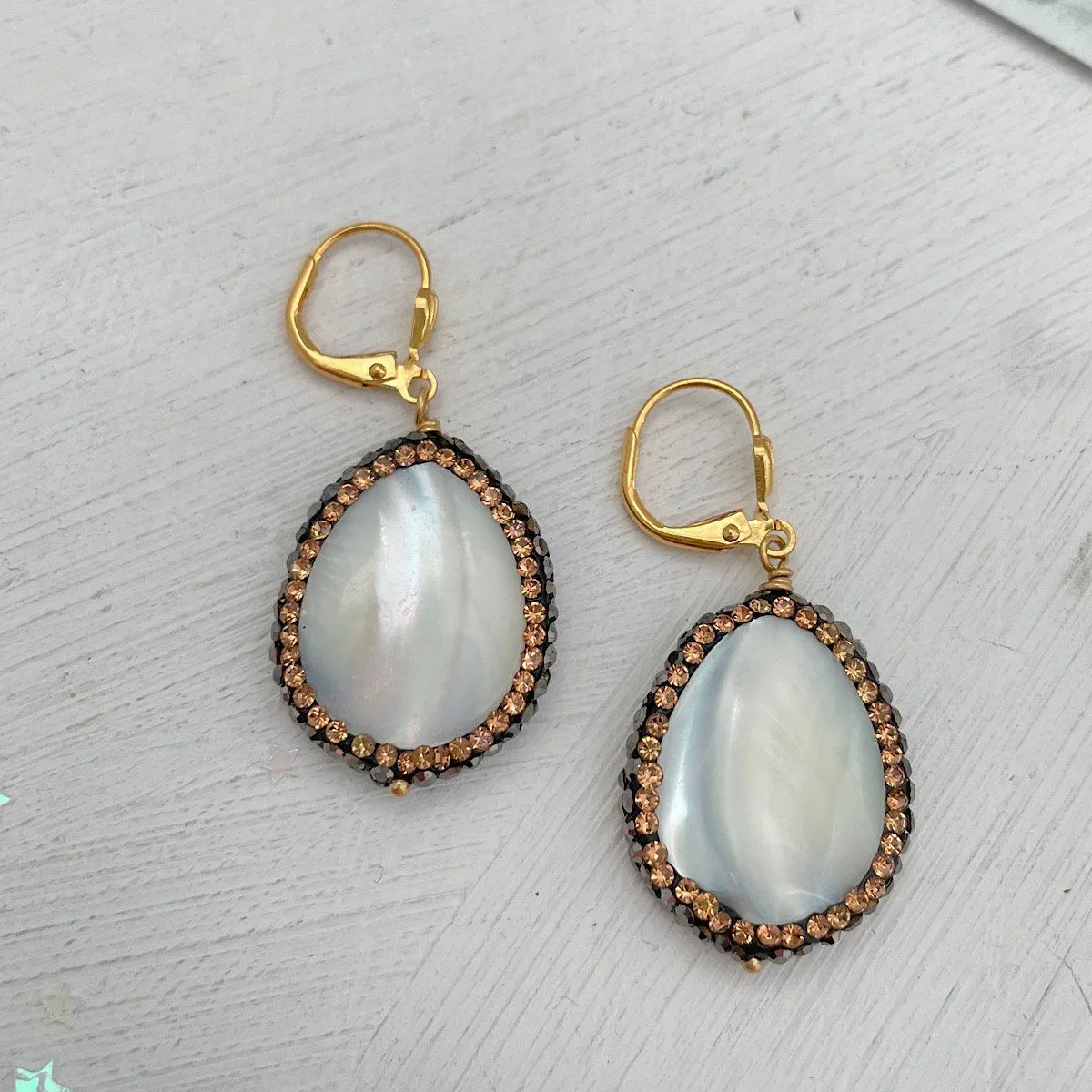 Madreperla Drop Earrings