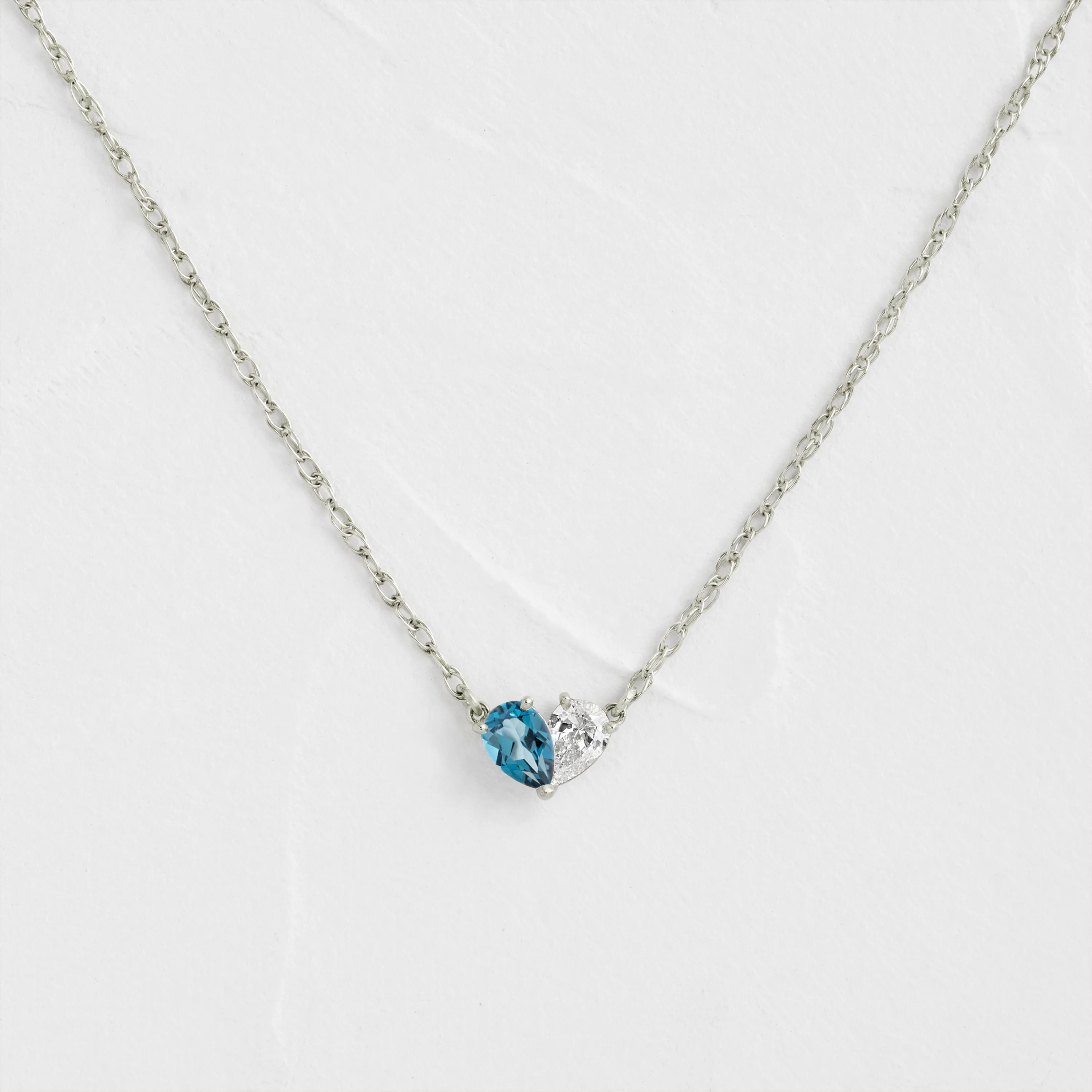 Overlap Heart Necklace - OOS